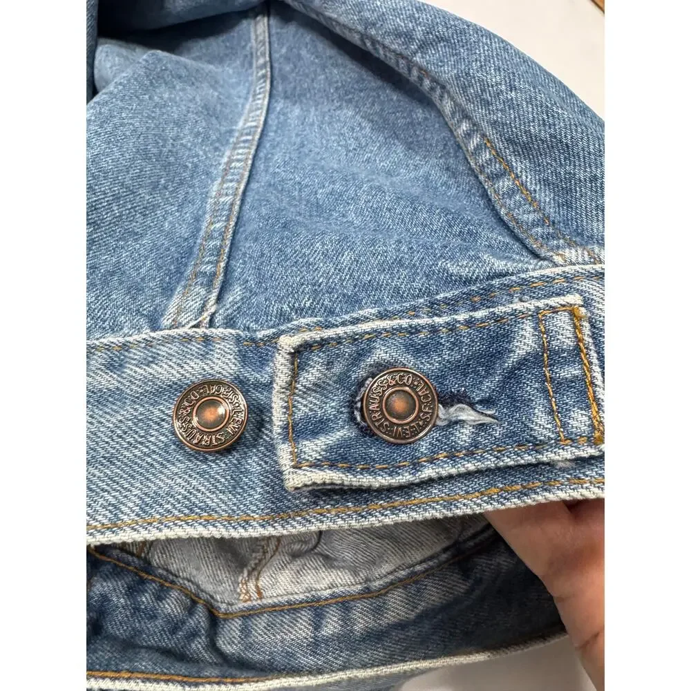 Levis Denim Jacket Size 38 Small Button Up